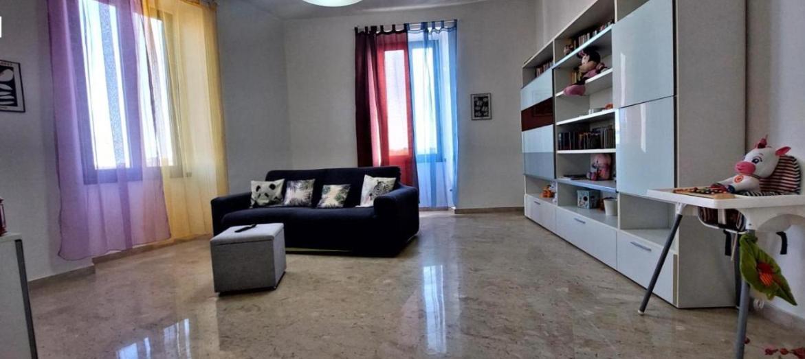 דירות רומא Casa Linda מראה חיצוני תמונה
